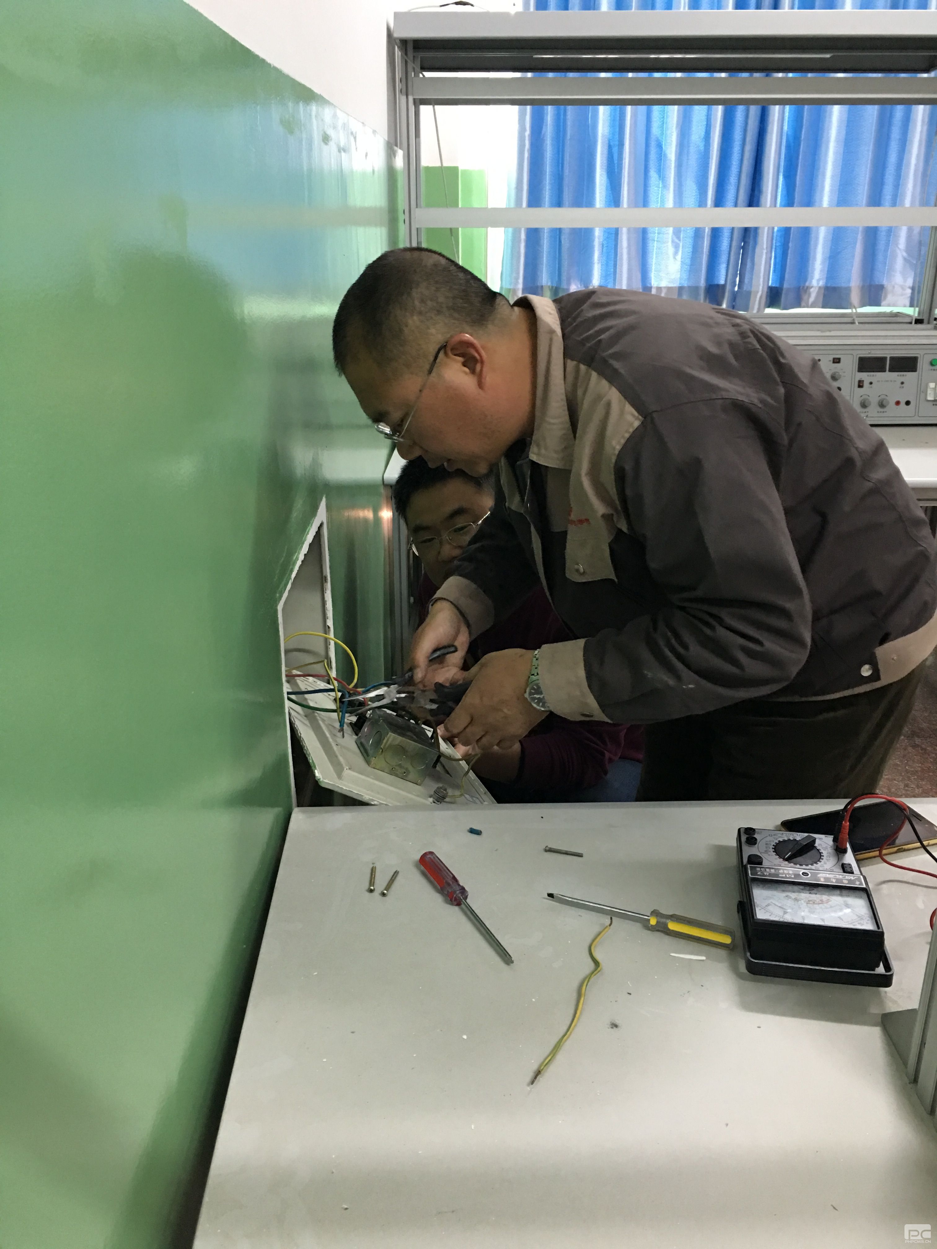 电气工程系开展安全实训教学